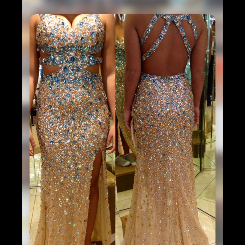 Prom dress!👠